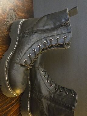 Bombay Black Lace-Up Combat Boots with Side Zipper
